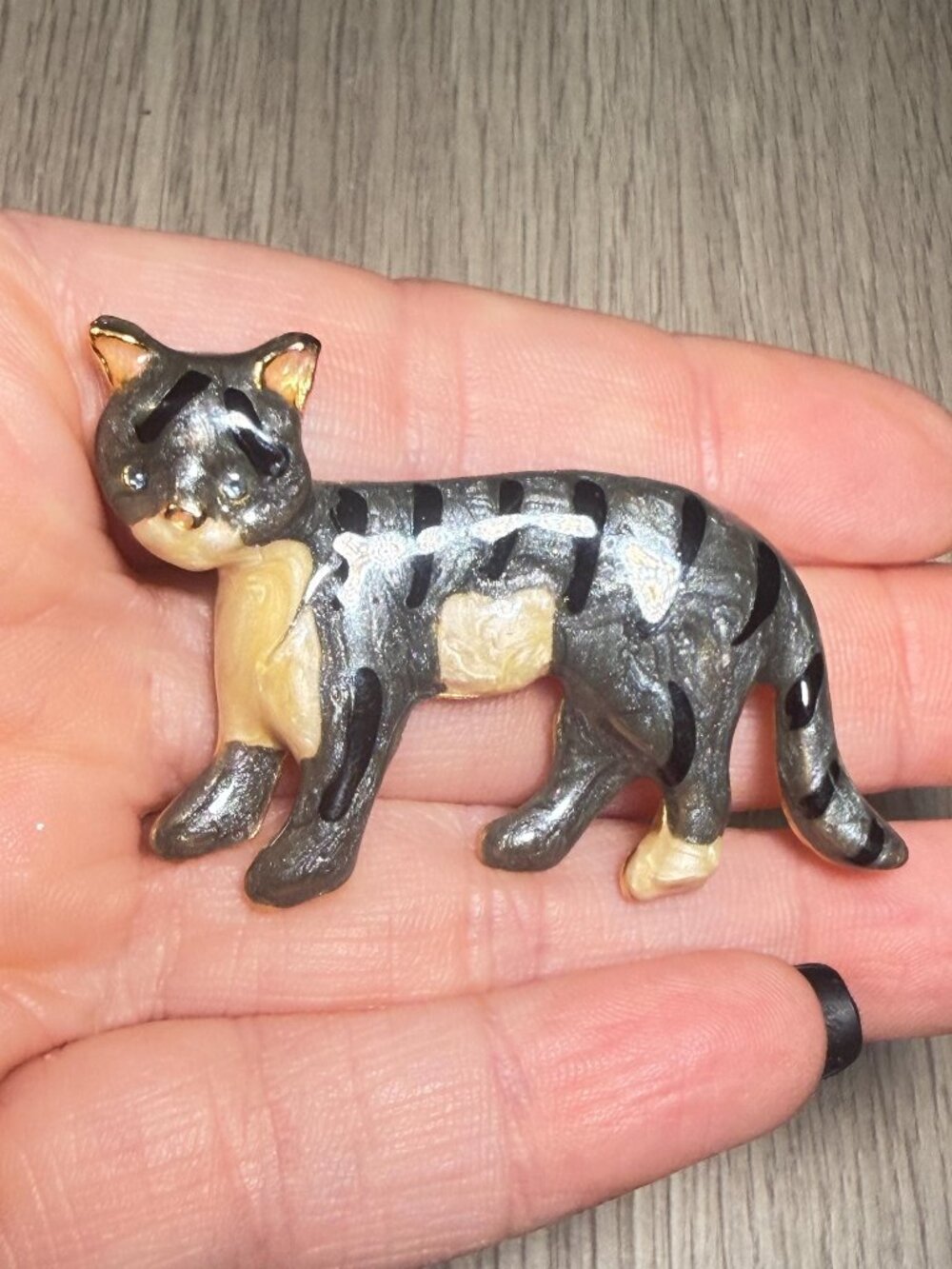 Enamel Cat Brooch Black Gray Marble Look Gold Tone 2 inches